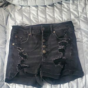 American eagle size 6 black shorts